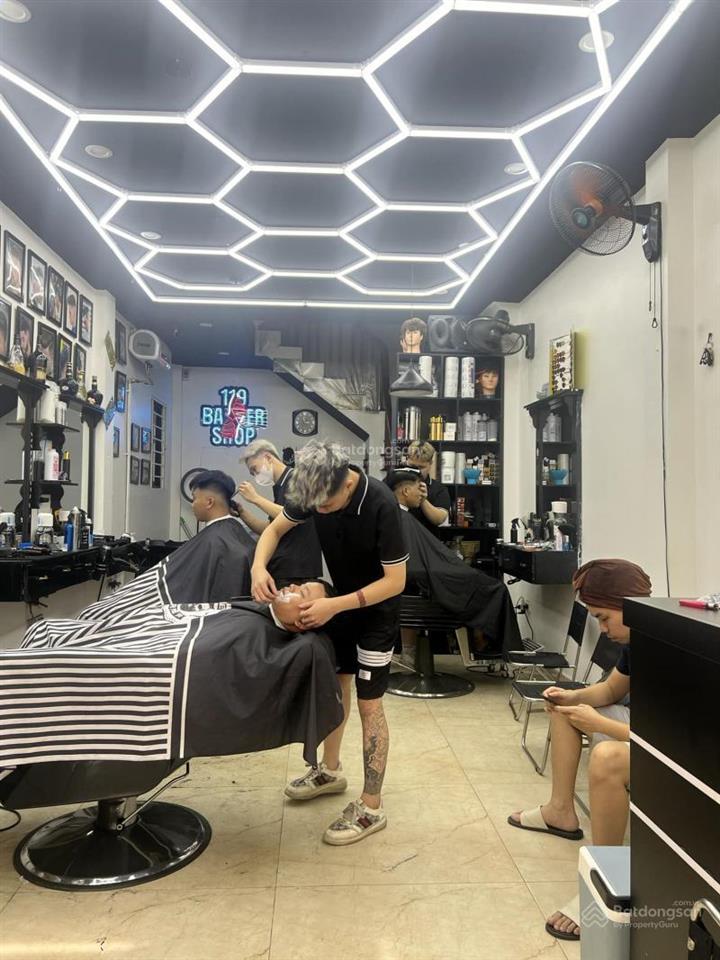 6t thông sàn, 15 tr/tháng, kinh doanh sầm uất, mặt phố vỉa hè đỗ xe