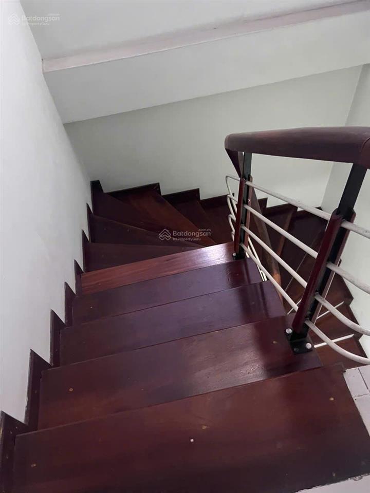 Đường 3 ô tô + vỉa hè, nhà 4 tầng x 55m2 cực đẹp, văn phòng + ở thì quá đẹp
