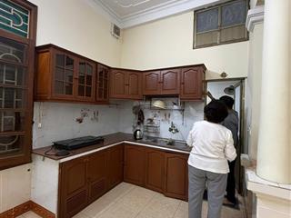 Lô góc thoáng! gần đường ô tô, 2 ngủ + khách + bếp + để xe, 60m2 x 2t, 12 triệu