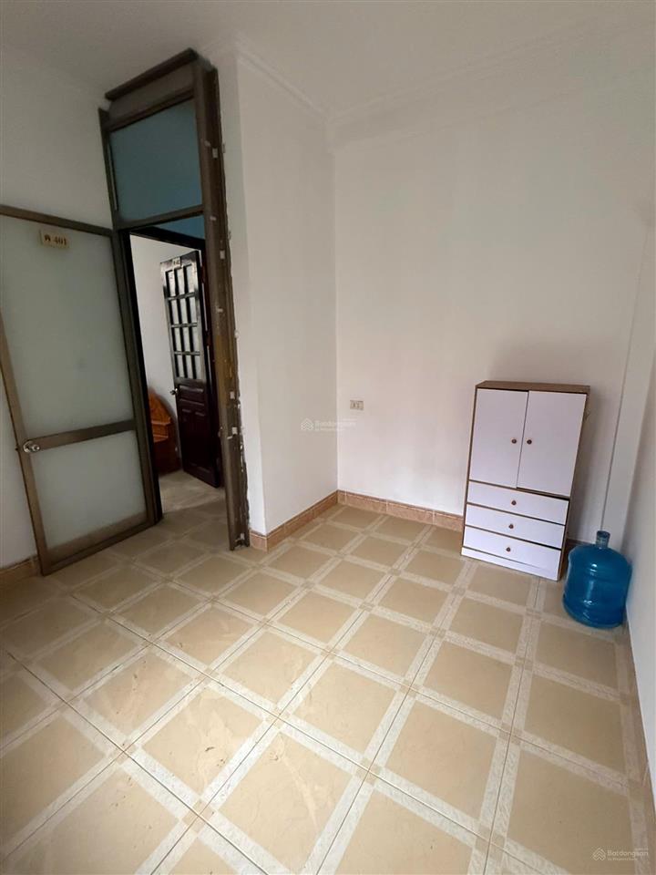 1 nhà ra phố! lô góc thoáng sáng, 40m2 x 4 tầng, giá 11 tr/tháng