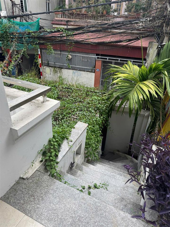 Kinh doanh, đường ô tô tránh, ngõ thông, 100m2 x 4 tầng, mt 5m, giá 21 tr/tháng