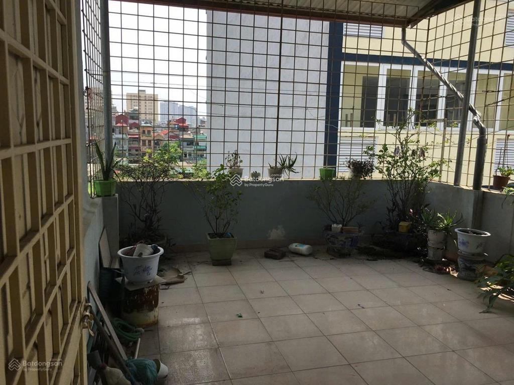 Đường 3 ô tô, phù hợp làm văn phòng kết hợp ở, 55m2 x 4 tầng, mt 4.5m, 20 tr/tháng