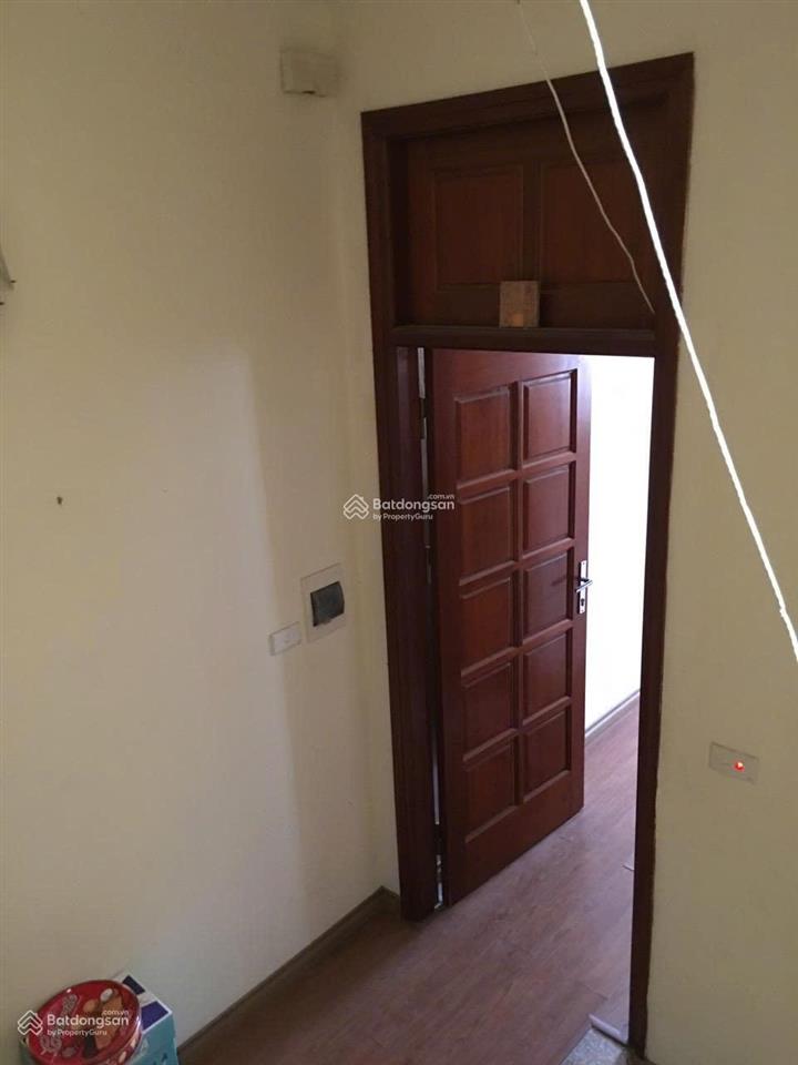Đường 3 ô tô, phù hợp làm văn phòng kết hợp ở, 55m2 x 4 tầng, mt 4.5m, 20 tr/tháng