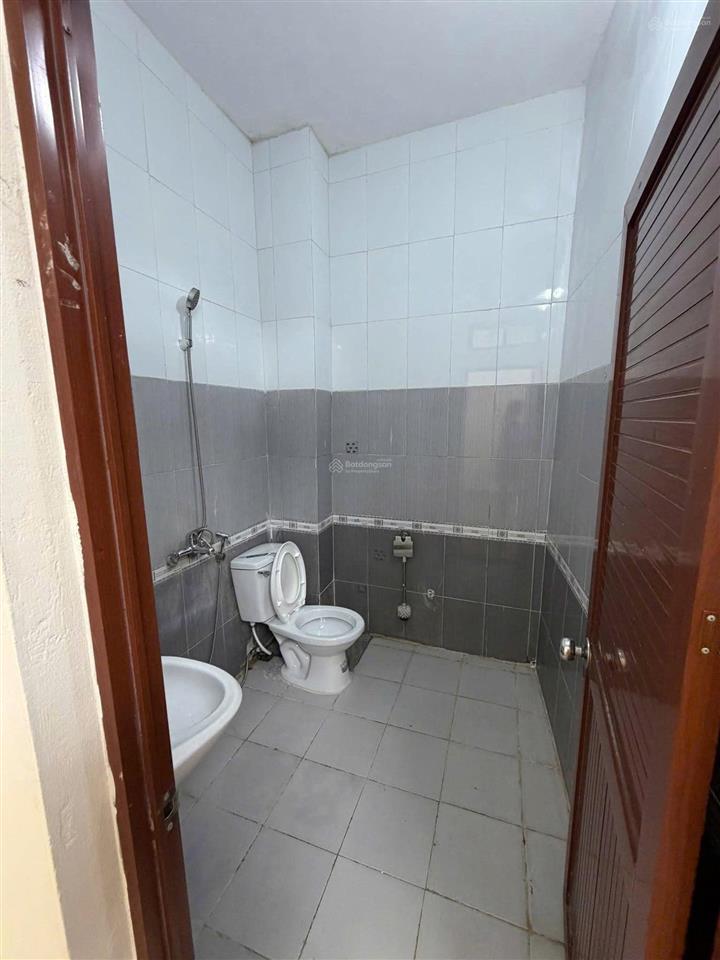 4 ngủ chỉ 10 tr/tháng, căn 4 tầng ngõ rộng, phù hợp ở gia đình hay nhóm