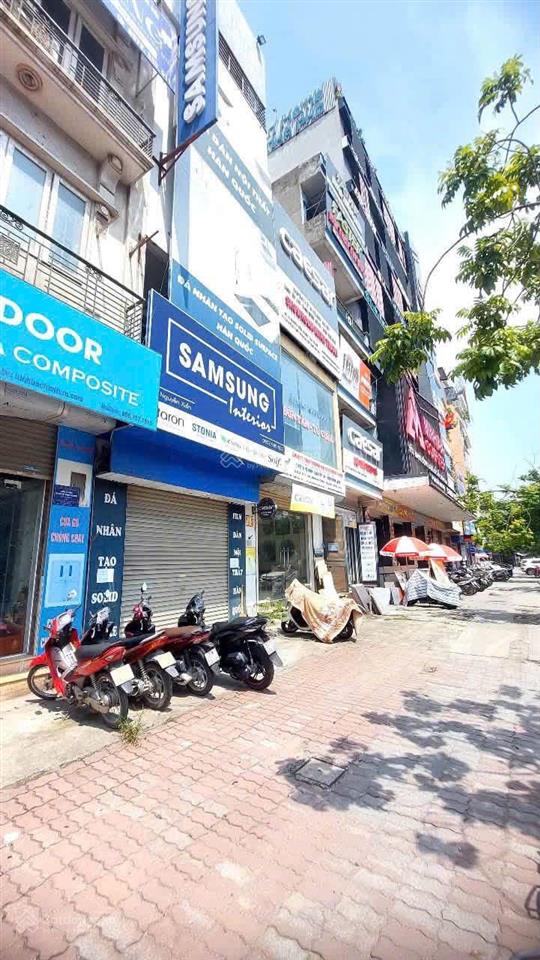 Vỉa hè đá bóng, ô tô tải đỗ vỉa hè, mp nguyễn xiển kinh doanh tấp nập, 55m2 x 5t, 30tr
