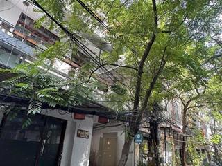 Đường ô tô qua lại, kinh doanh, 2t đẹp phù hợp làm vp, kd sạch sẽ, 8 tr
