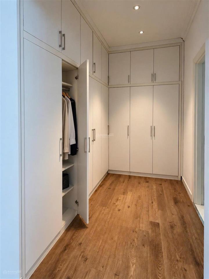 Nội thất long lanh, đẹp các căn cho thuê hiện tại, bt ciputra 200m2, mt 10m