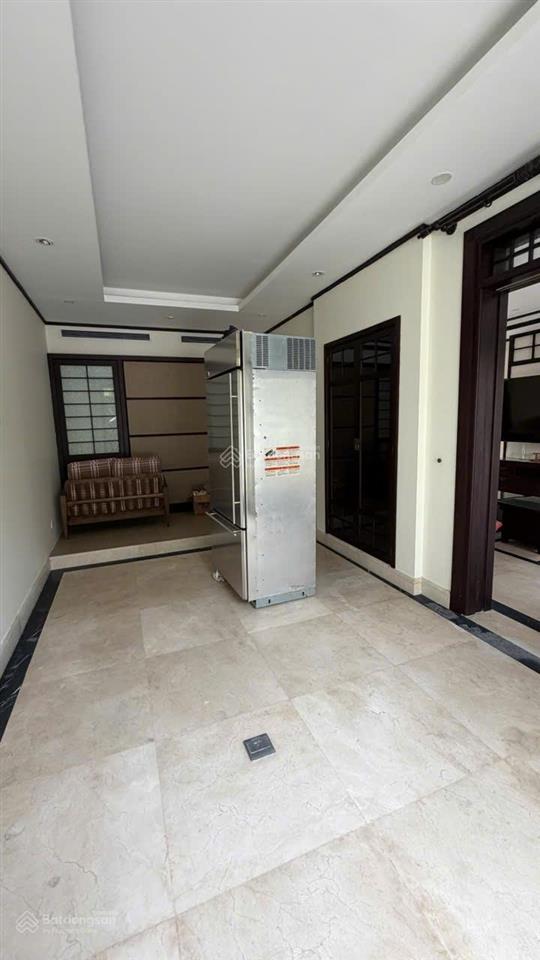 Căn góc! ciputra 320m2, full nội thất xịn, 4 ngủ, 4 vs, giá 3500 đô