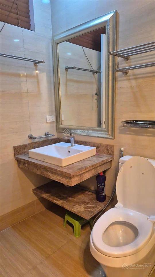 Đường 2 ô tô tránh thoải mái, nhà đẹp ở luôn, full đồ 50m2 x 4 tầng, 15 tr