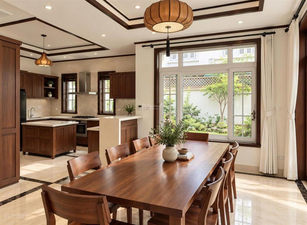 Căn góc vip! mt 35m, 317m2, nhiều ánh sáng tự nhiên, full nội thất đẹp
