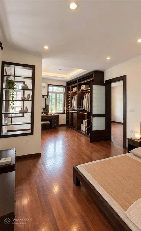 Căn góc vip! mt 35m, 317m2, nhiều ánh sáng tự nhiên, full nội thất đẹp