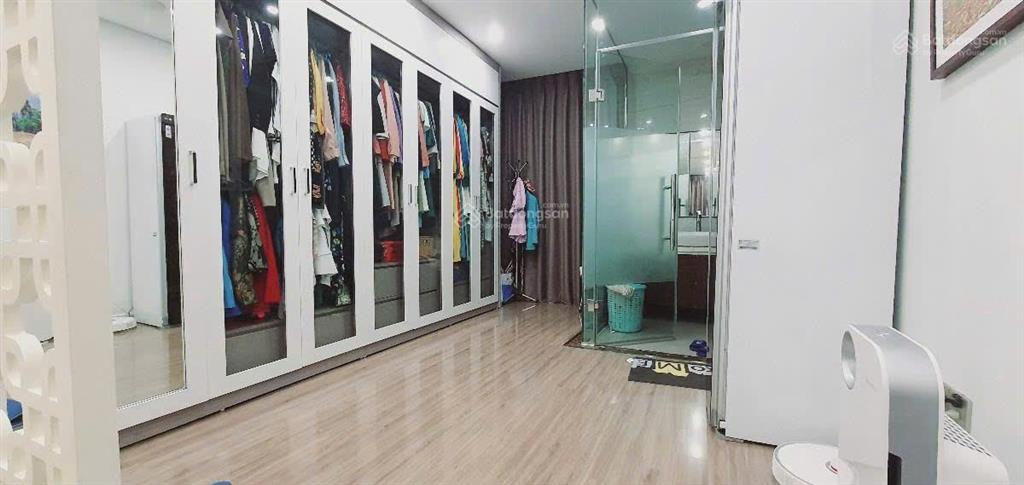 Giảm 40 tỷ! thang máy, trục đường lưu cơ, 132m2, mt 6m, 4t