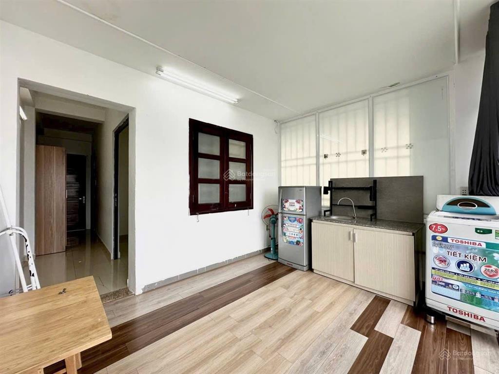 Cực phẩm 1pn tách bếp full nt trần lựuquận 2