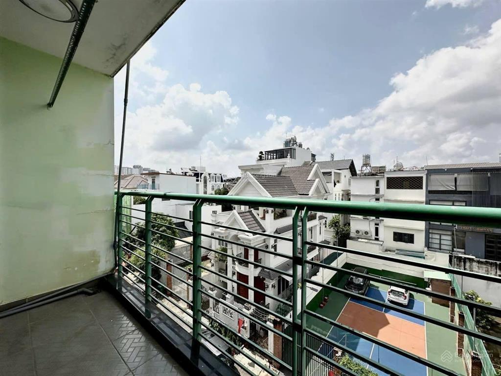 Cực phẩm 1pn tách bếp full nt trần lựuquận 2