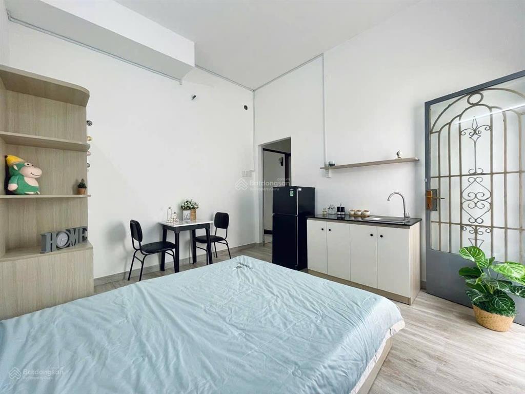 Siêu phẩm studio cửa sổ trời giá chỉ 4tr3  lê văn thịnh quận 2