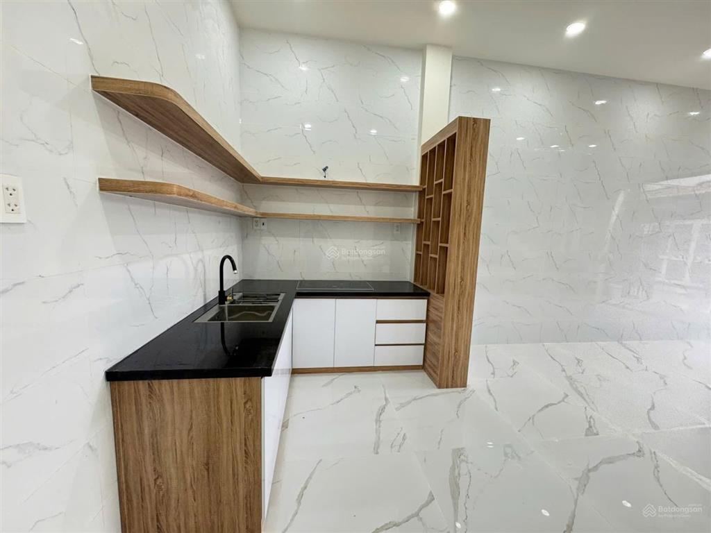 Bán nhà hẻm ô tô đường hoàng hữu nam, 1 trệt 2 lầu, 4pn, 64m2, 6,2 tỷ