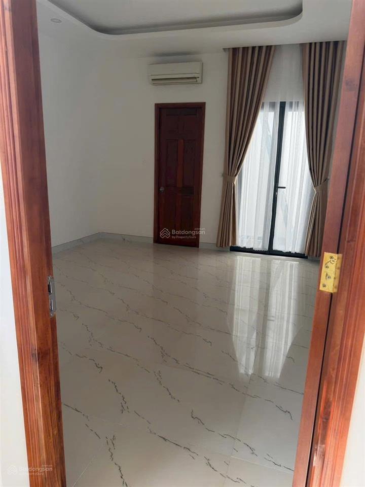 Bán nhà đường phan huy thực, quận 7, 3 tầng, 4pn, sổ hồng, 15.5 tỷ