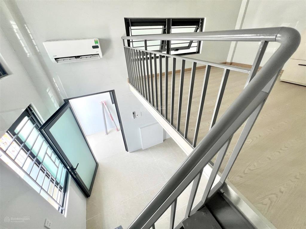 Phòng trọ sinh viên giá rẻ gác cao 2m gần metro ngã tư thủ đức