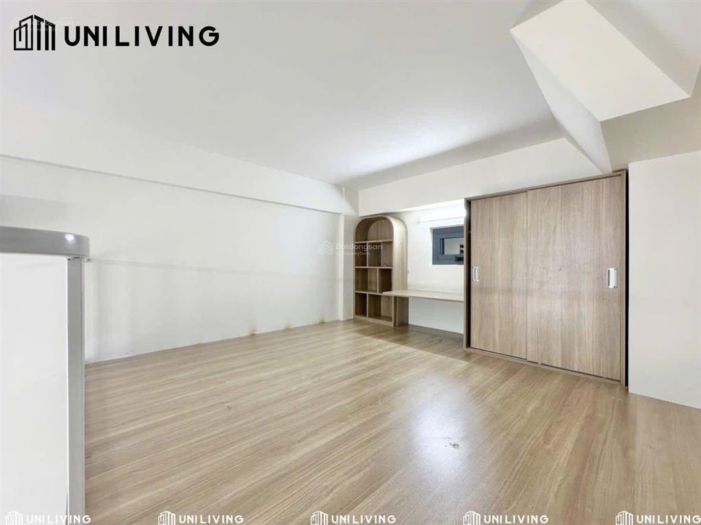 Căn hộ ban công full nội thất mới 100% ngay lê văn việt, ngã tư thủ đức