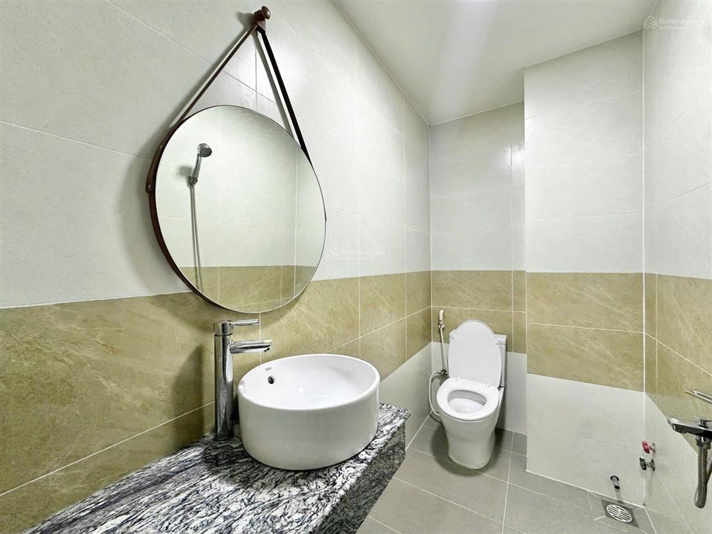 Căn hộ ban công đầy đủ tiện nghi ngay ufm, fpt quận 9