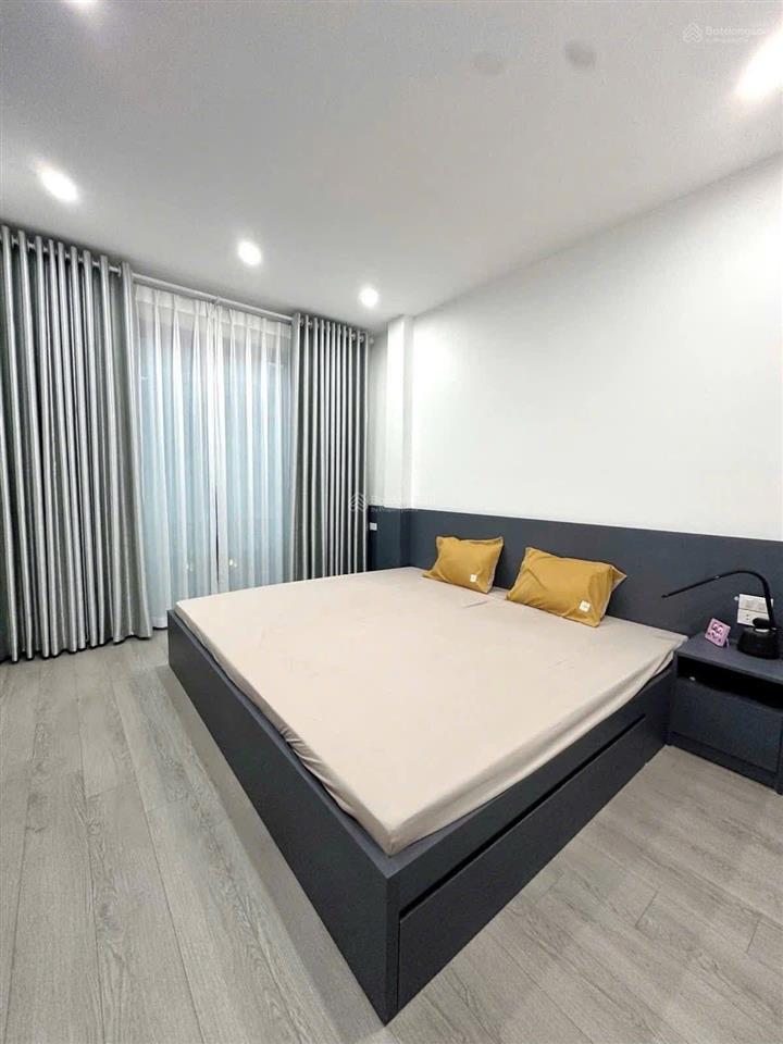 Bán nhà nguyễn thị định 6 tầng thang máy ngõ ô tô tránh vỉa hè 65m2 giá 33tỷ5