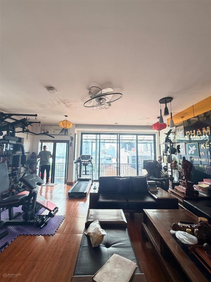 Hoàng quốc việt 60m2 lô góc ngõ to như phố có vỉa hè 7 t thang máy 29tỷ4