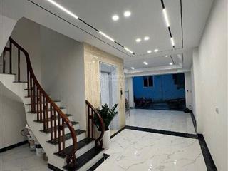 Bán nhà nguyễn văn cừ long biên gần cầu chương dương ga ra ô tô 82m2 giá 19tỷ49