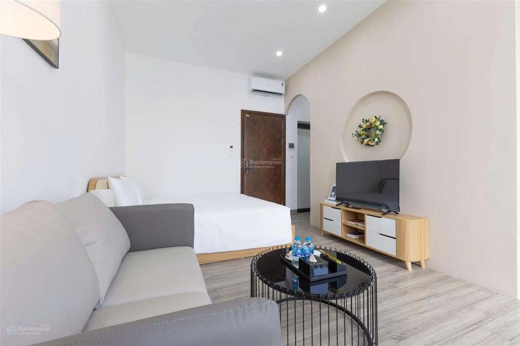 Bán tào khách sạn trần quốc hoàn cầu giấy ngõ to như phố 85m2 x 8 tầng 40tỷ