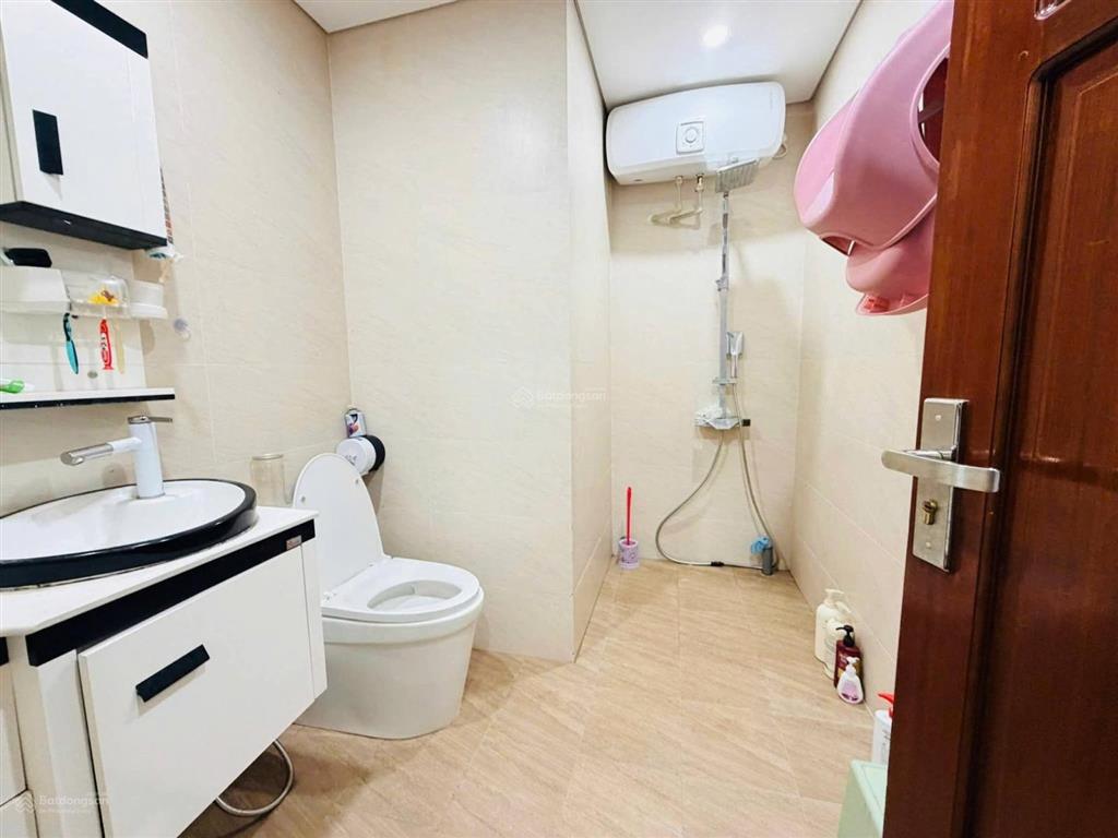 Siêu tòa văn phòng trung kính ngõ 3 ô tô tránh thông có vỉa hè 65m2 giá 35tỷ