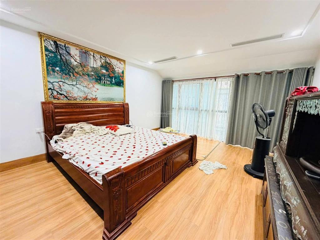 Siêu tòa văn phòng trung kính ngõ 3 ô tô tránh thông có vỉa hè 65m2 giá 35tỷ
