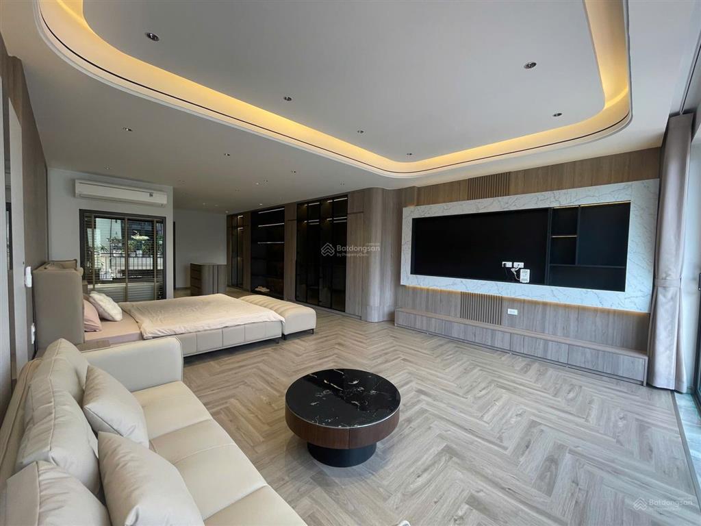 Siêu phẩm 8 tầng thang máy gara ba ô tô phố hồng tiến long biên 85m2 giá 28tỷ9
