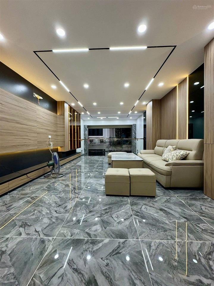 Bán nhà phân lô ô tô tránh trần quốc hoàn 6 tầng thang máy 60m2 giá 24 tỷ