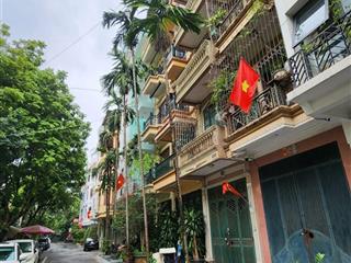 Bán nhà ngõ 1 phạm tuấn tài ô tô tránh vỉa hè 45m2 giá 18 tỷ
