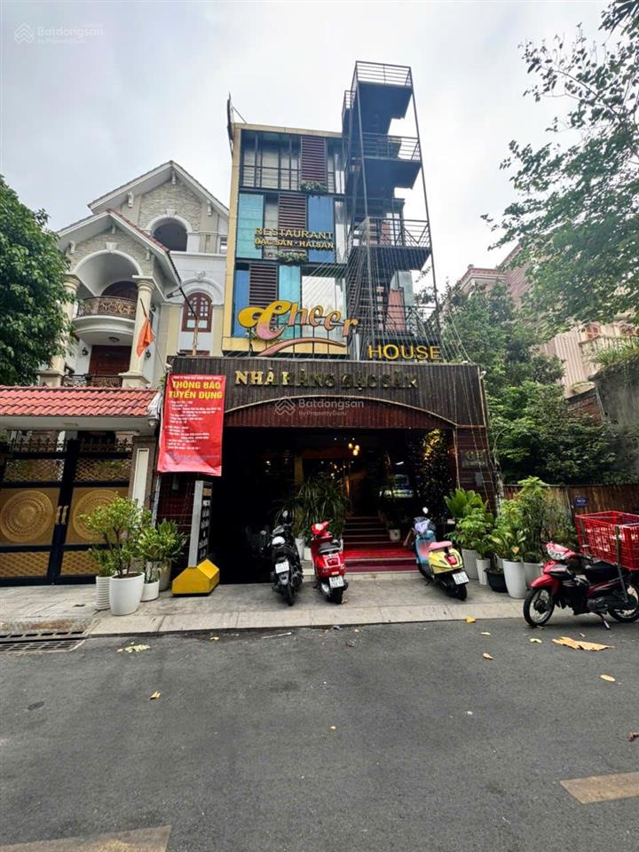 Siêu phẩm tòa nhà mặt tiền lê ngô cát phường 7 quận 3 dt 7x24m hầm 5 tầng hđt 195tr giá 90 tỷ