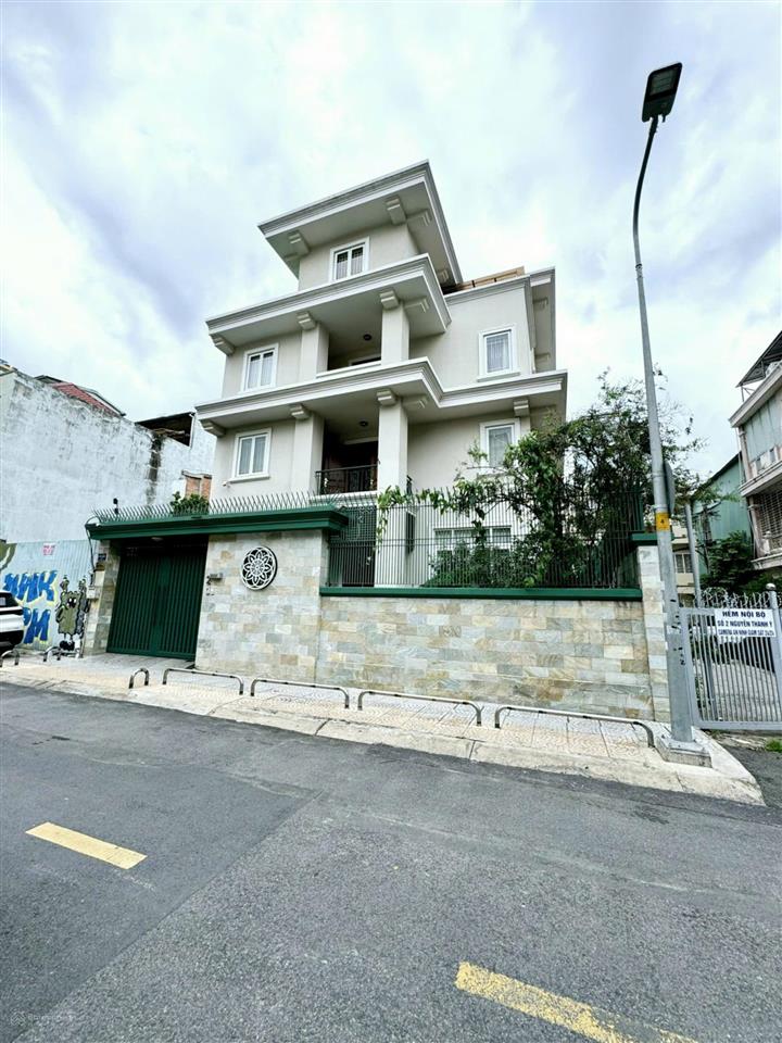 Vip biệt thự góc 3 mặt tiền nguyễn thành ý, p. đa kao, quận 1, 13x20m 4 tầng hđt 150tr giá 120 tỷ