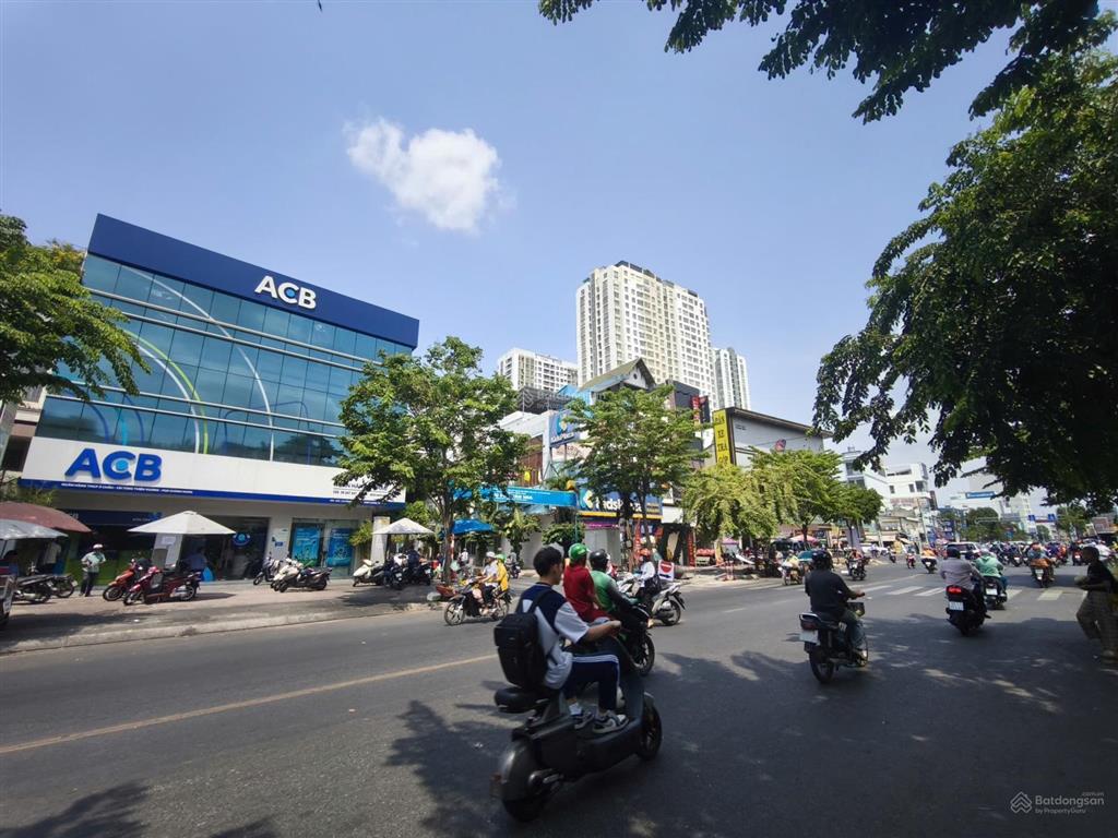 Siêu phẩm nhà mặt tiền tân sơn nhì tân phú dt11x25m được xây hầm 7 tầng hđt120tr giá39tỷ