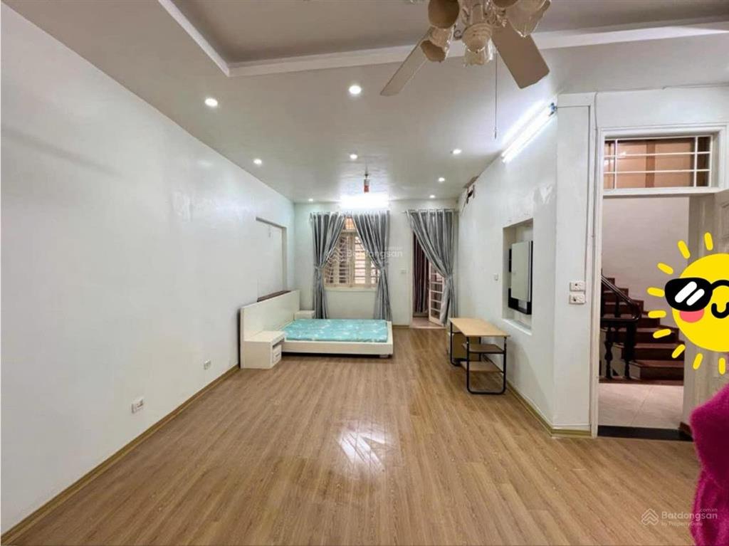 Cho thuê nhà hoàng hoa thám,ba đình. 55m2 x 4 tầng, nhà mới đẹp,nội thất cao cấp, cho thuê lâu dài