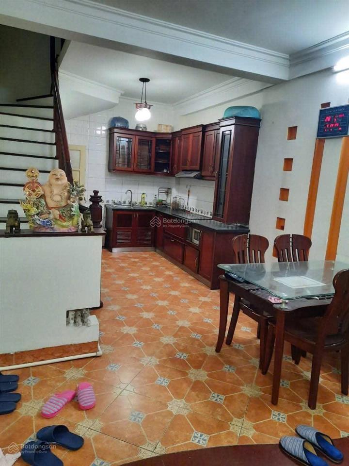 Cho hộ gia đình thuê nhà ngõ 166 phố kim mã, ba đìnhcách đường ô tô 30m 40m24 ngủfull tiện ích