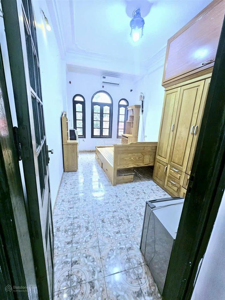 Chỉ 17triệu sở hữu ngay căn mặt phố thụy khuê tây hồ  vỉa hè rộng  dt 35m2 x 6 tầng thông sàn