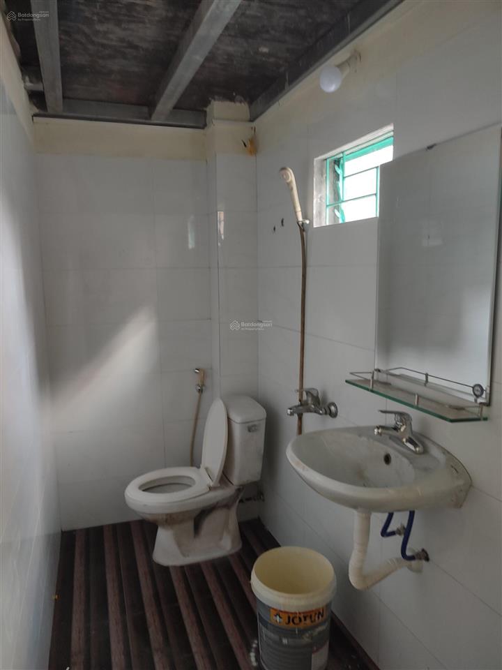 Cho thuê nhà riêng 1 tầng đường trần phú, hà đông. nhà riêng 1 tầng 50 m2 + 1 gác xếp 20m2 + 1 wc