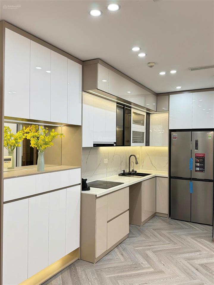 Bán cc 3pn, 2wc, 103m2 tại 27 trần duy hưng, 10,8 tỷ vnd