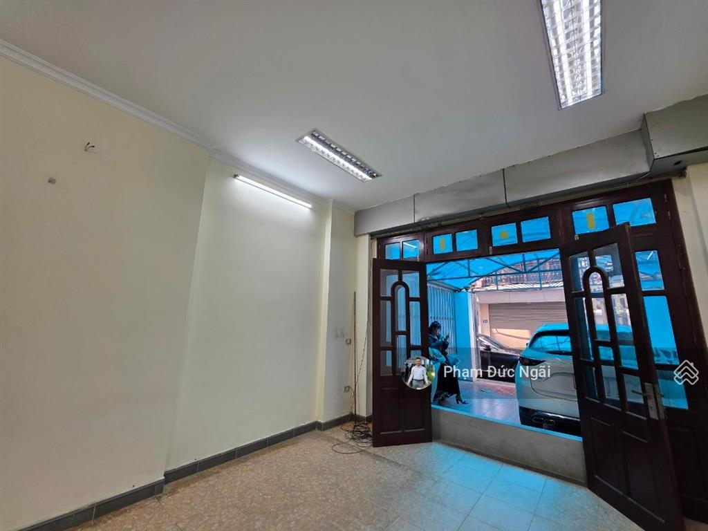 Bán nhà phố trung kính 105m 6 tầng mt5m phân lô oto tránh 2 thoáng trước sau cực hiếm