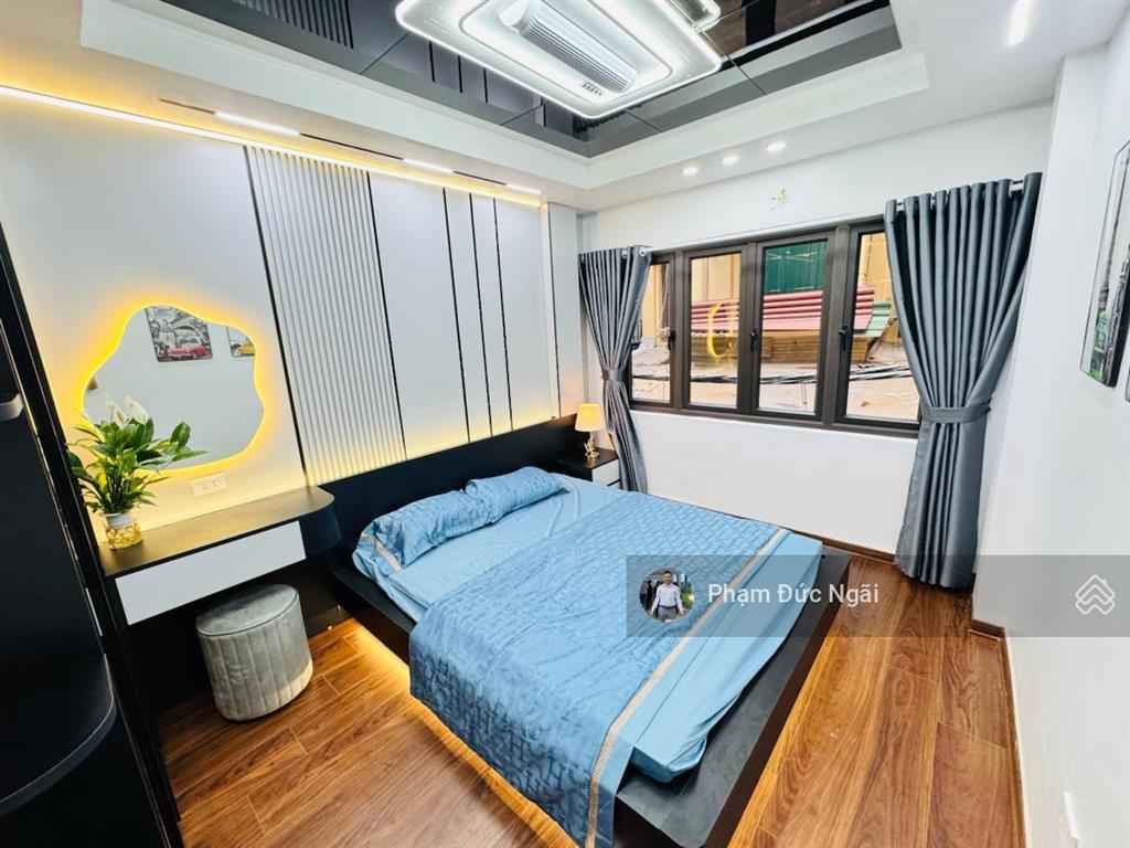Cần bán nhà trần quang diệu 30m2 5 tầng ô tô đỗ cửa 2 thoáng trước sau 30m ra phố nhà mời ở ngay