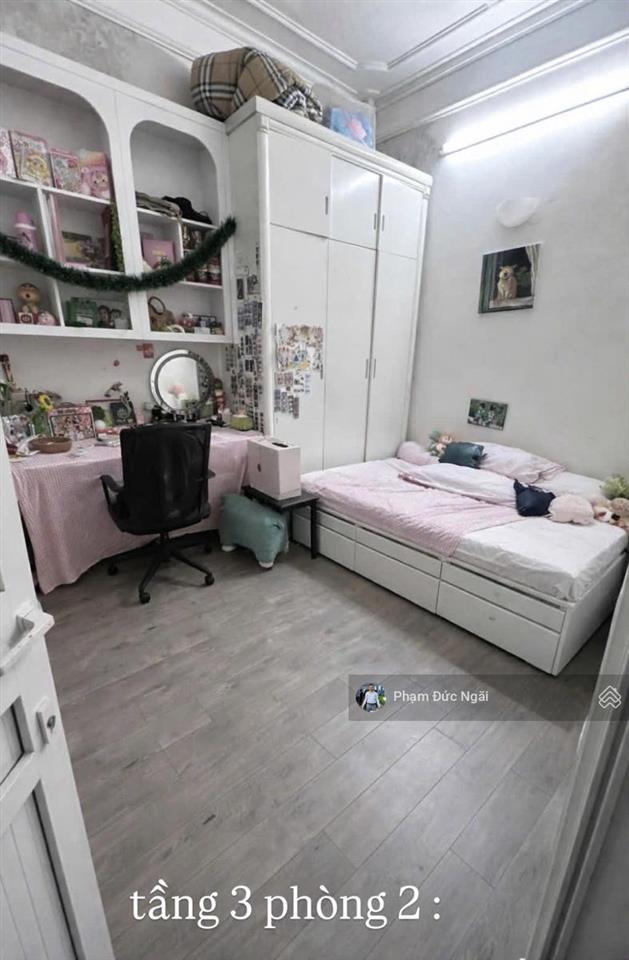 Bán nhà phố trường chinh 35m 4 tầng phân lô oto đỗ cửa 50m ra phố 15m ra hồ cực hiếm
