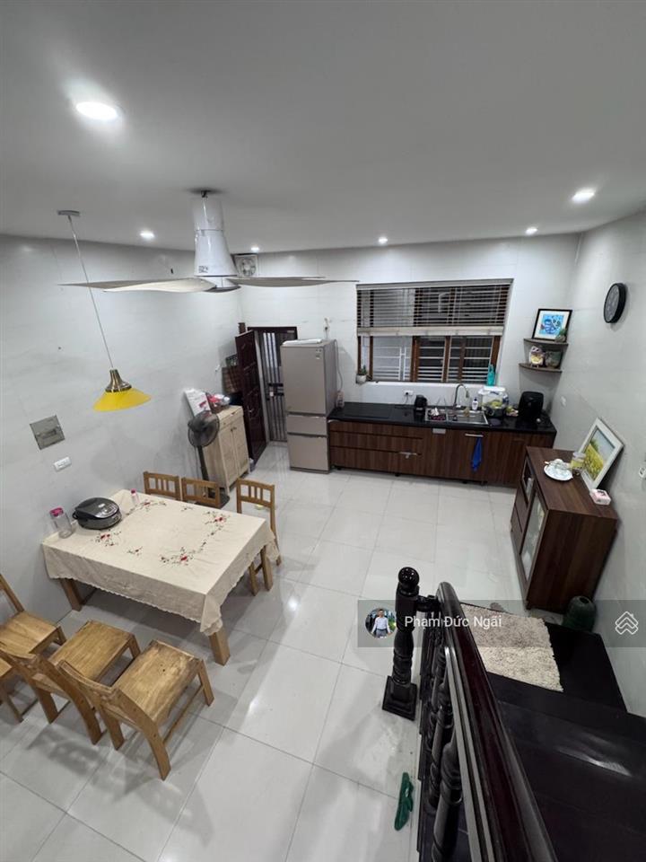 Bán nhà phố hoàng cầu 60m 5 tầng , nhà 2 mặt ngõ 15m ra oto tránh , cam kết không quy hoạch