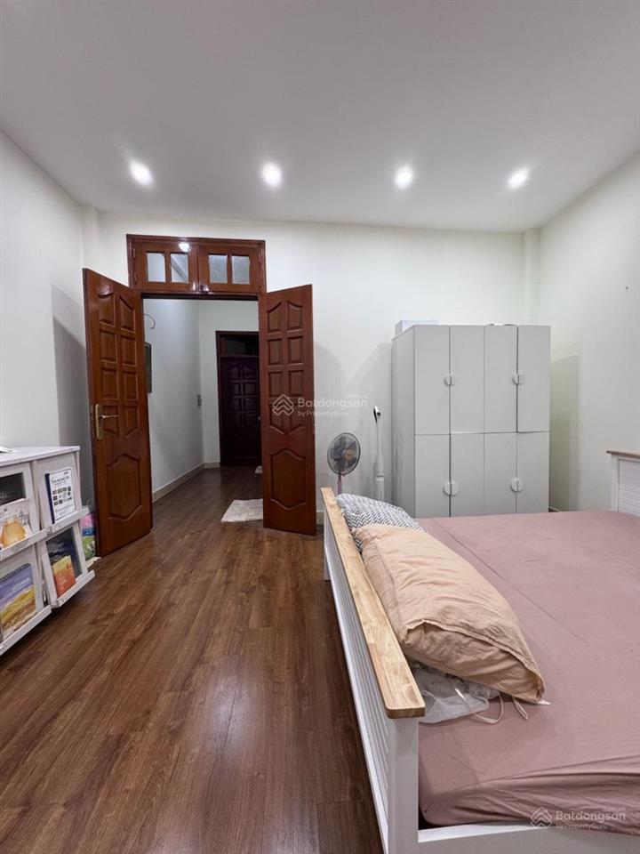 Cần bán gấp nhà phố thái hà 52m2 5 tầng 2 thoáng trước sau 20m ra mặt phố không quy hoạch