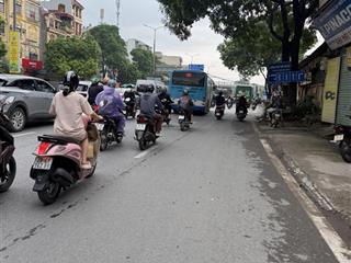 Cần bán gấp nhà phố thái hà 30m 4 tầng mặt tiền 4m 30m ra mặt phố ngõ thông. không quy hoạch