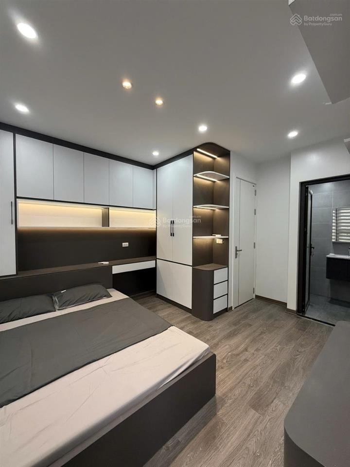 Chính chủ cần bán nhà phố yên lãng 25m2 5 tầng phân lô ôtô đỗ cửa 30m ra mặt phố không quy hoạch