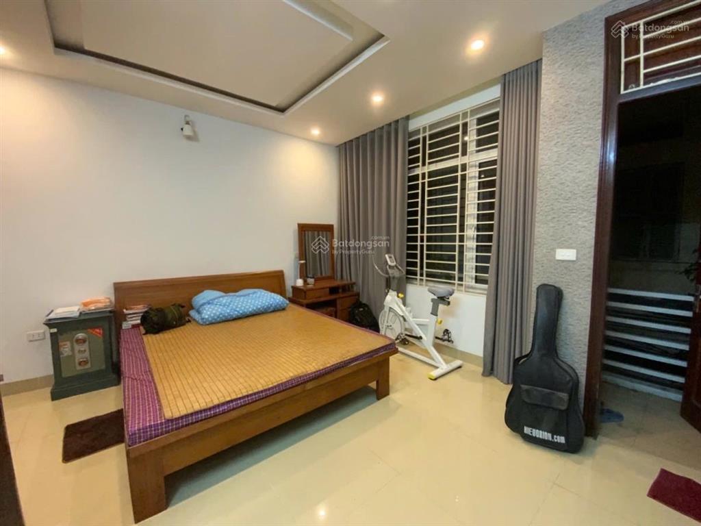 Bán nhà phố thái thịnh 50m 4 tầng phân lô 40m ra phố 2 thoáng trước sau. nói không với quy hoạch