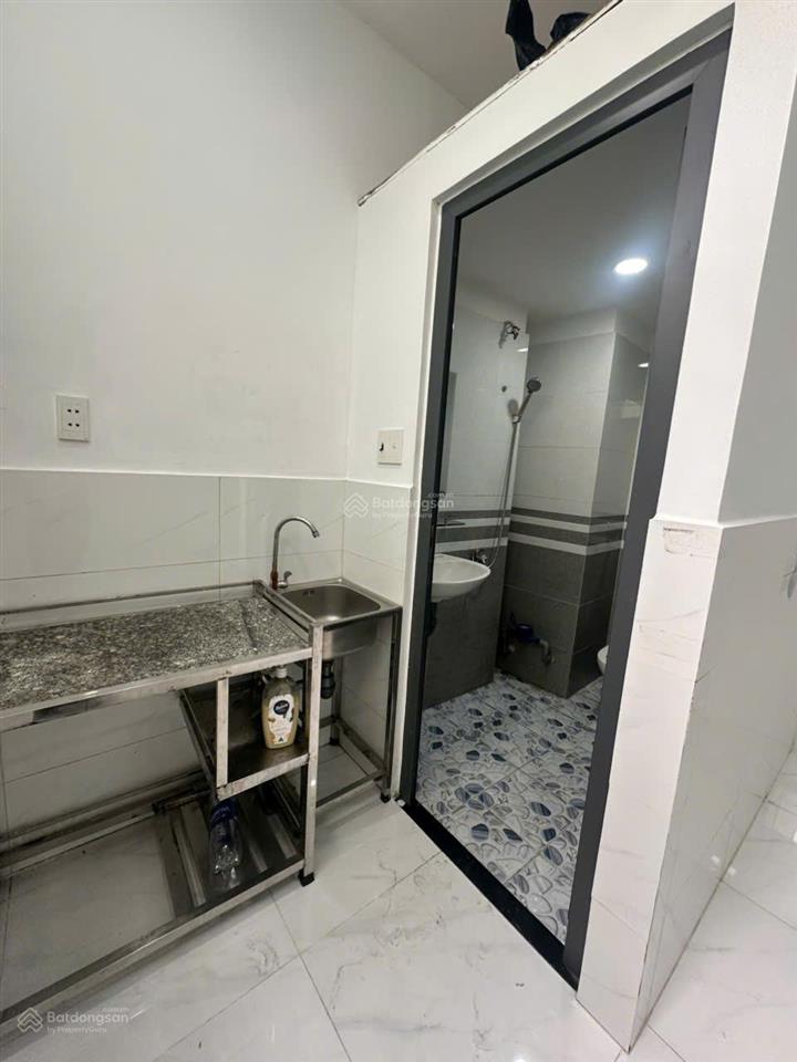 Chdv giá rẻ ngay quận trung tâm  full nội thất mới 100%, pccc, vân tay  chỉ 3,9tr/th  vào ở ngay